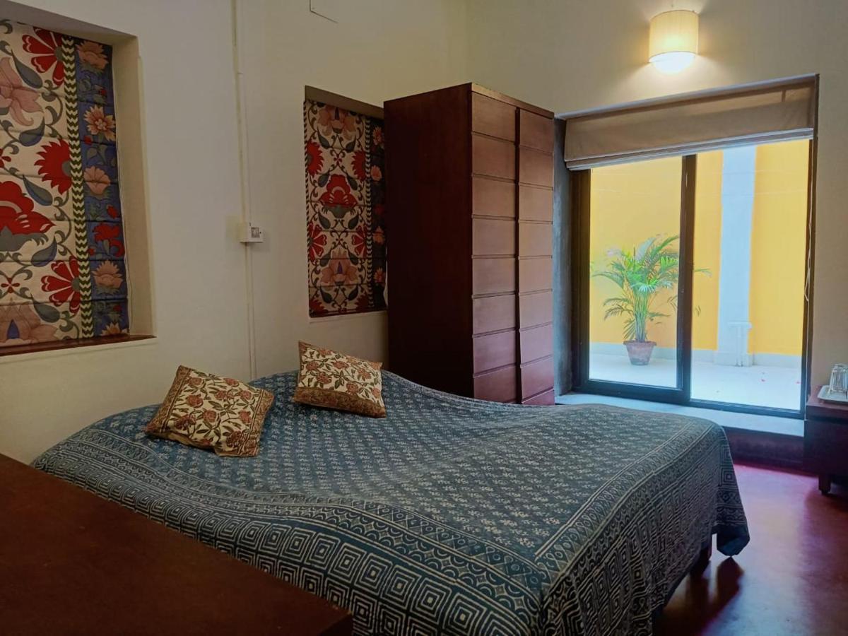5/4 - Calcutta'S Freshest Bnb Екстер'єр фото