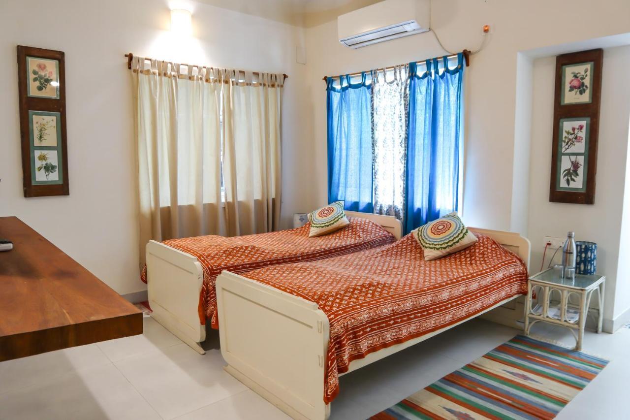5/4 - Calcutta'S Freshest Bnb Номер фото